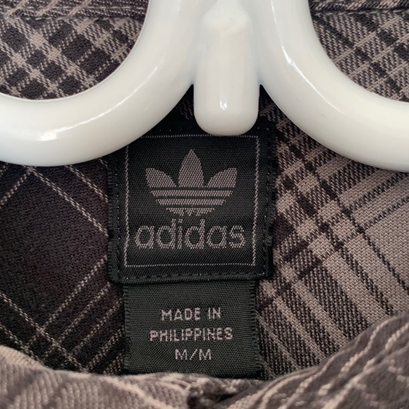 Men’s Adidas button up shirt - Picture 5 of 6